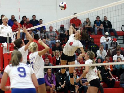 LADY CARDS SWEEP THE BLUE DEVILS