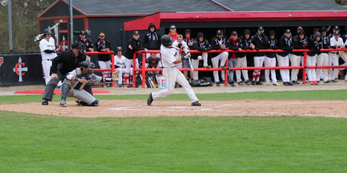 Baseball takes two from Siena Heights