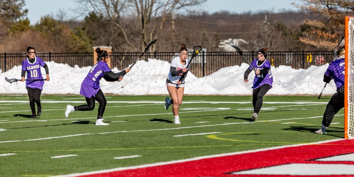 Women's lacrosse dominates Illinois Tech 21-4