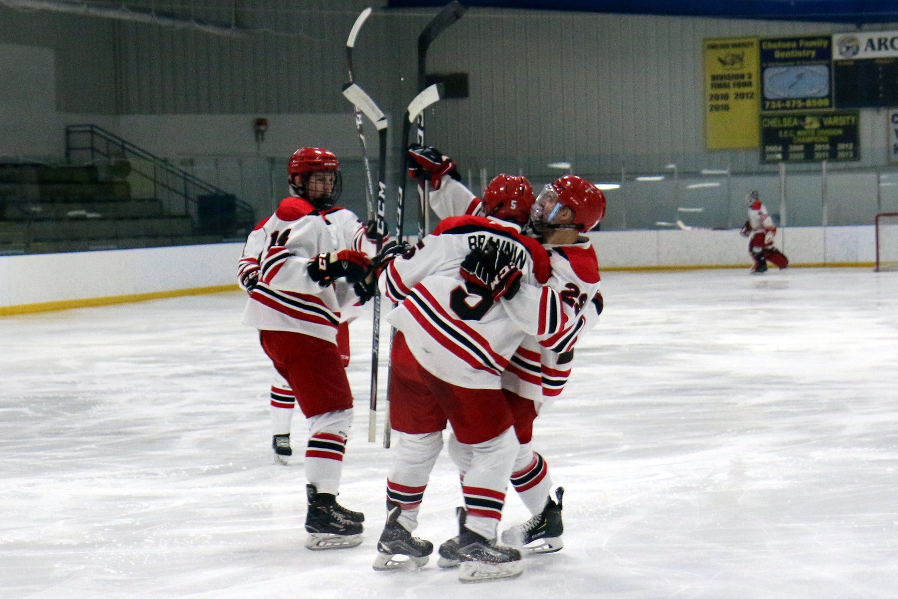 Season Preview - Men's Hockey Looks to Continue Building Young Program