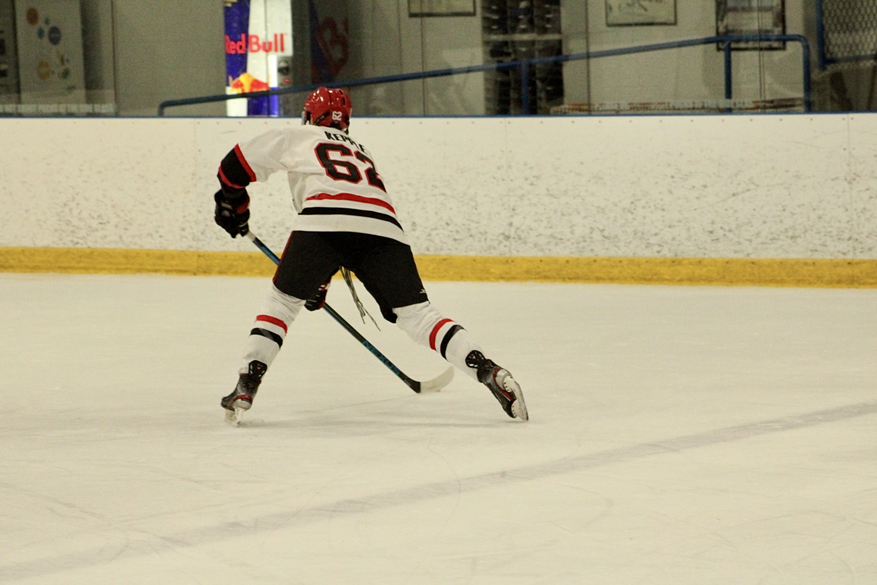 Men's Hockey drops series to Kent State