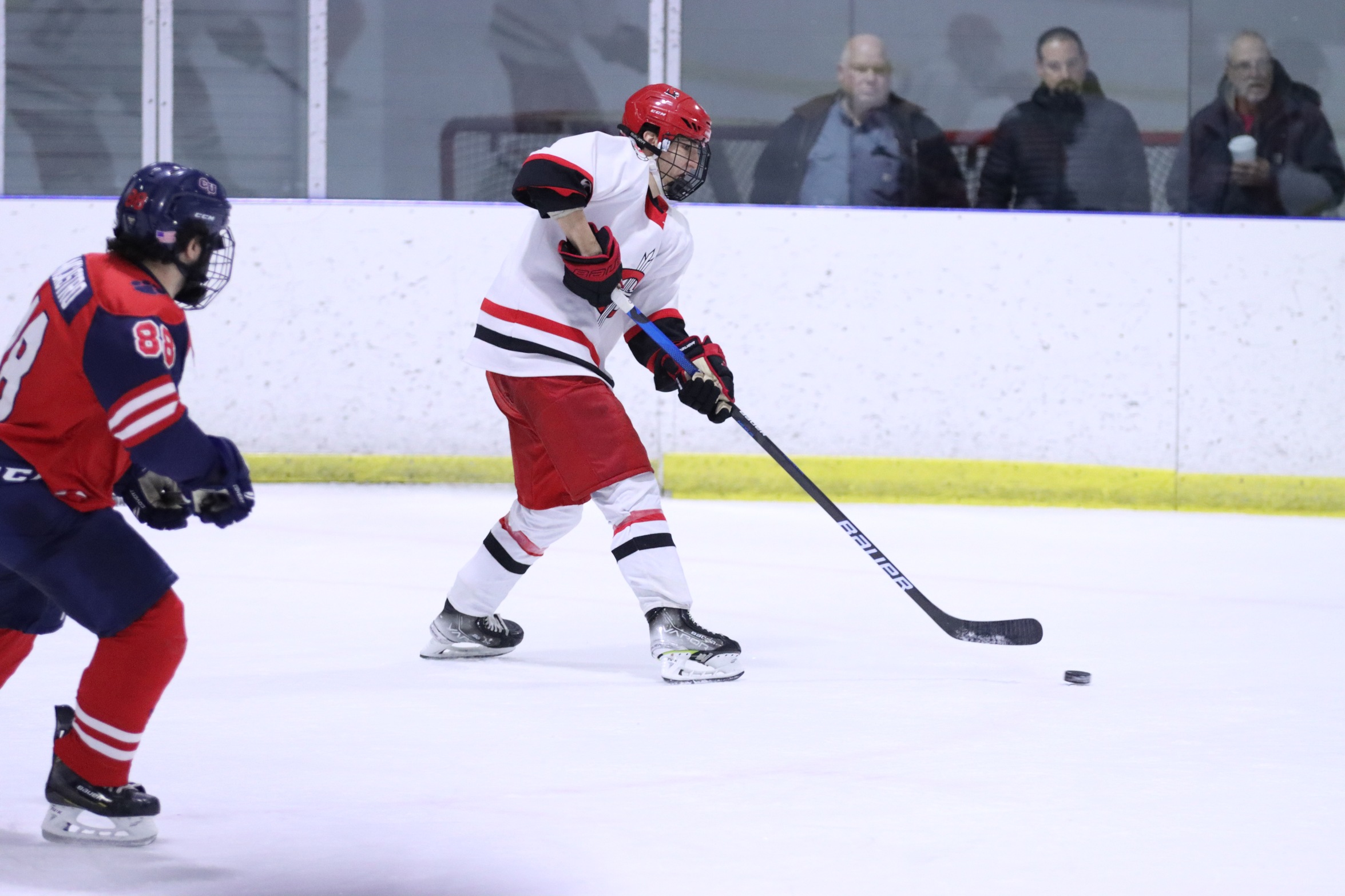 Men's Hockey defeated by 7th-ranked Indiana Tech