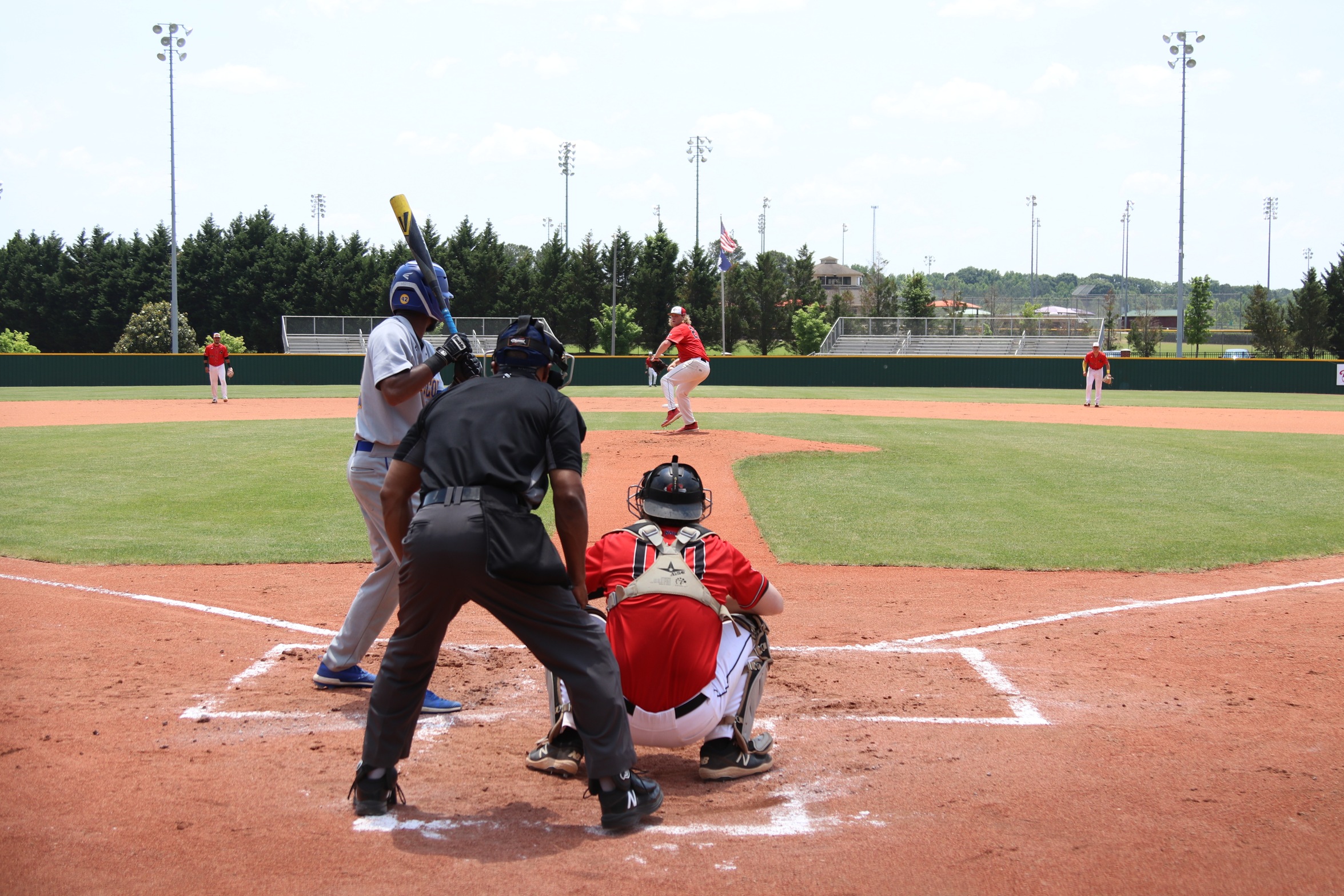 Cardinals go 1-1 in first day of NCCAA World Series Pool Play