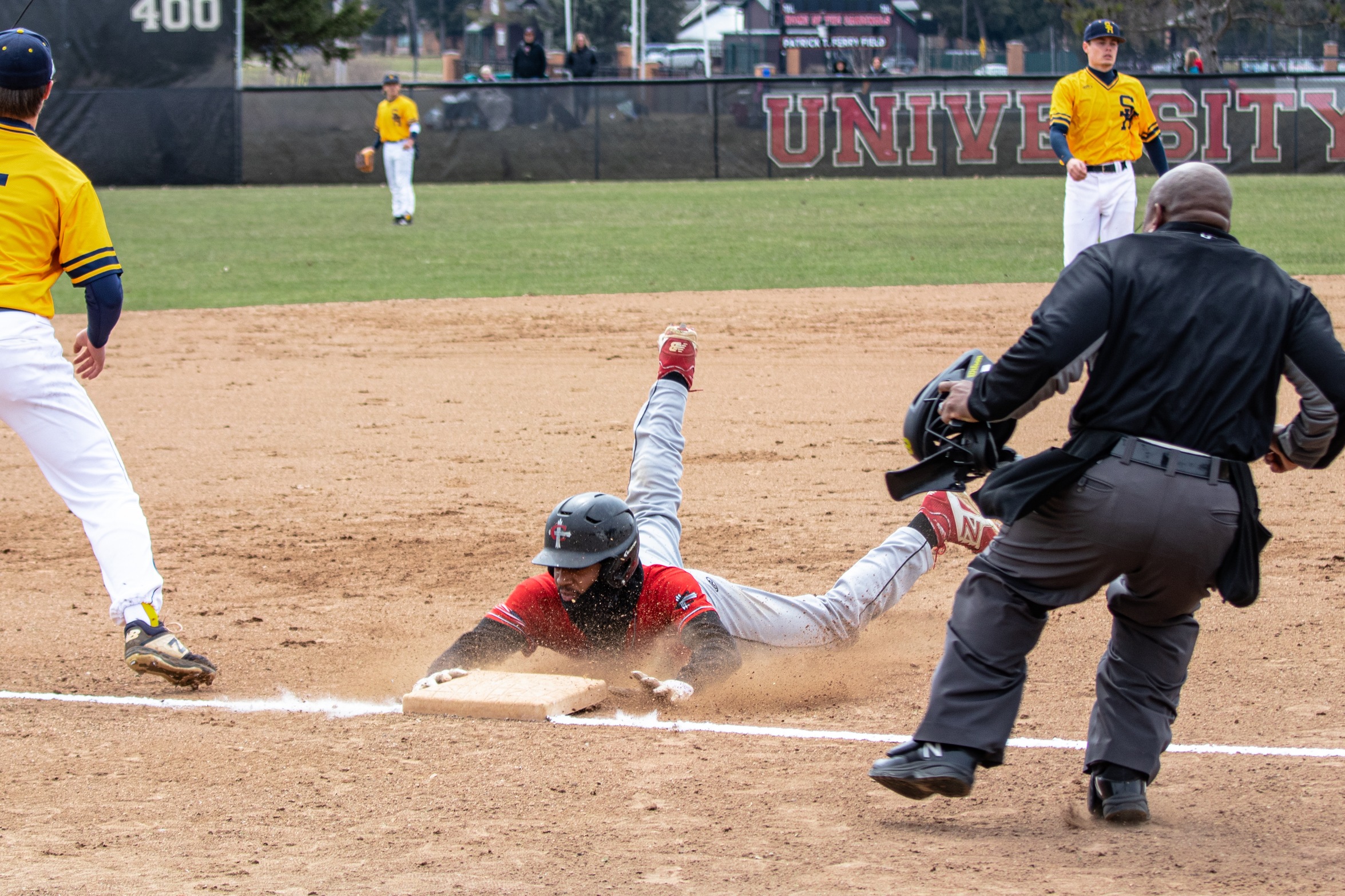 Baseball drops pair of games in high-scoring series at UNOH