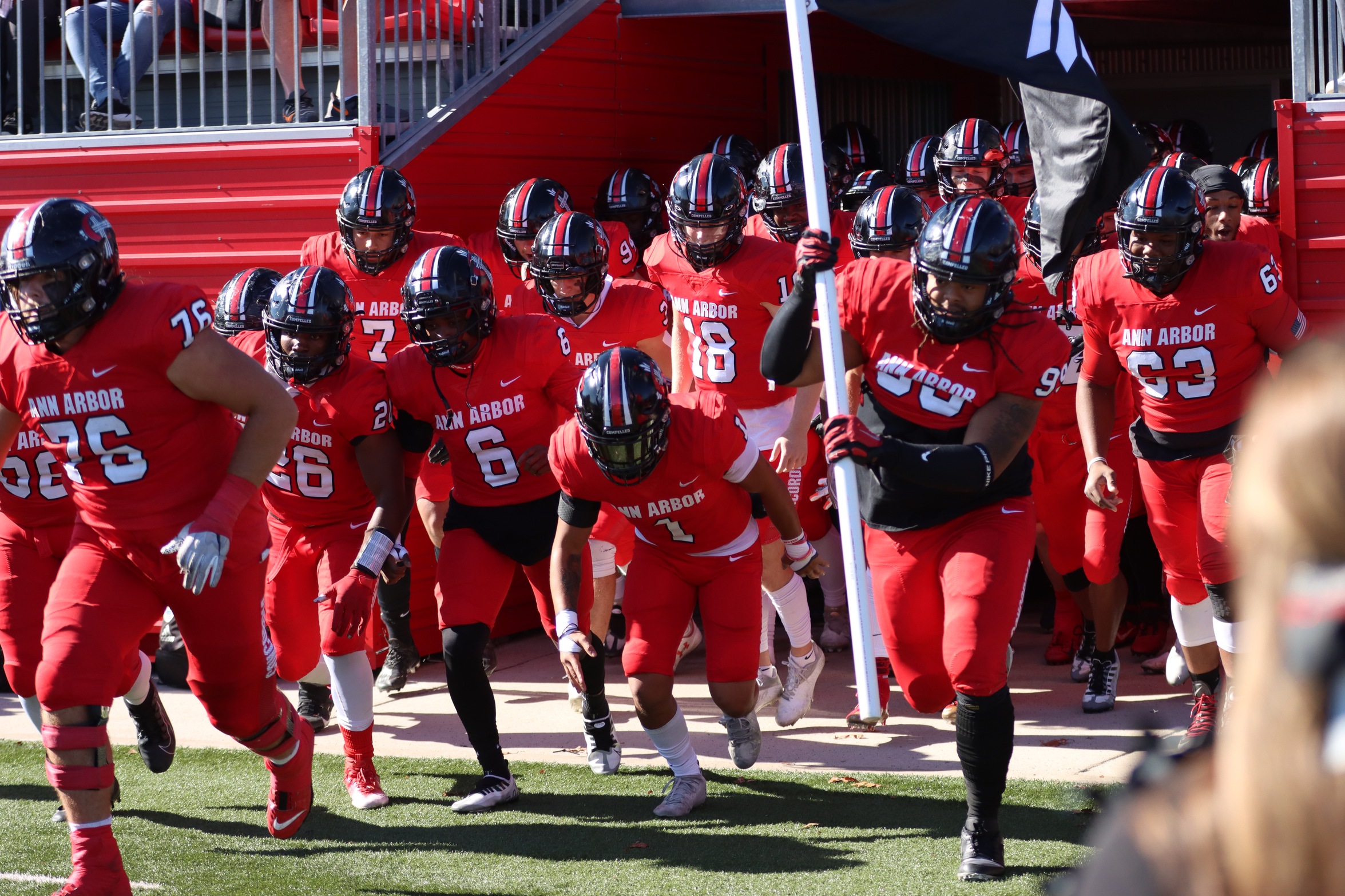 WEEK 9 GAME NOTES: Football preps for road clash at Madonna