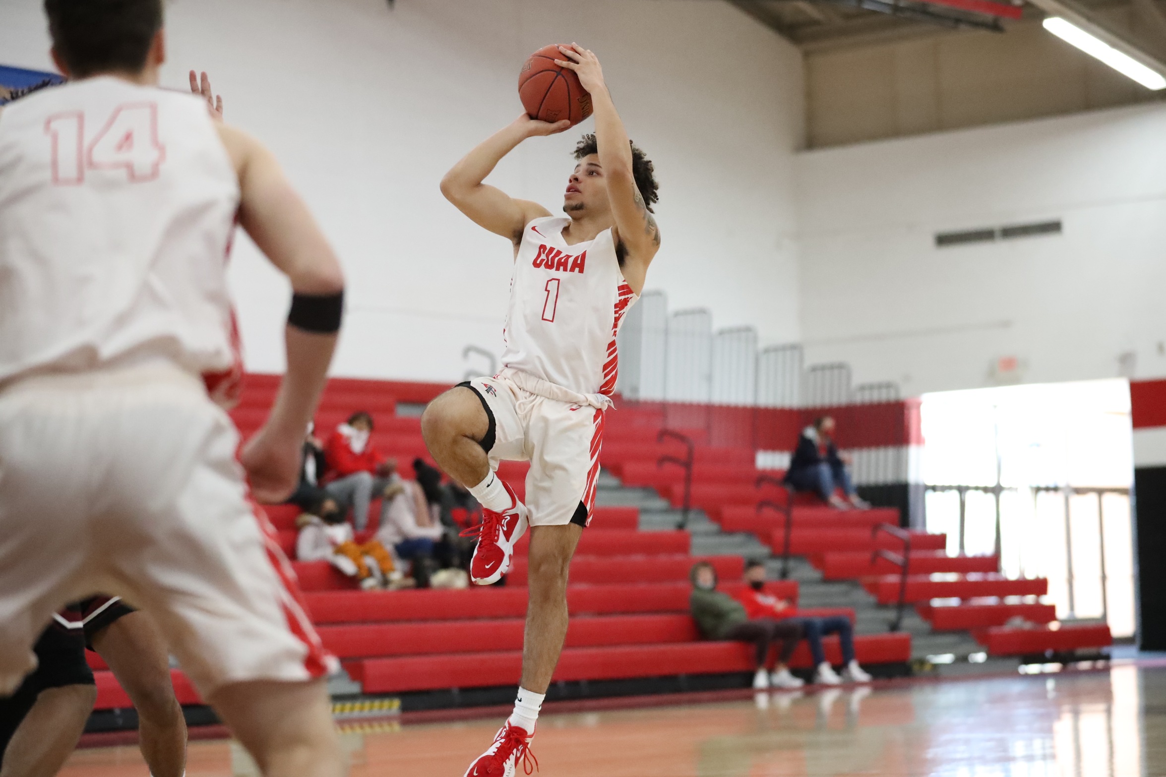 Men's Basketball drops conference matchup at UNOH
