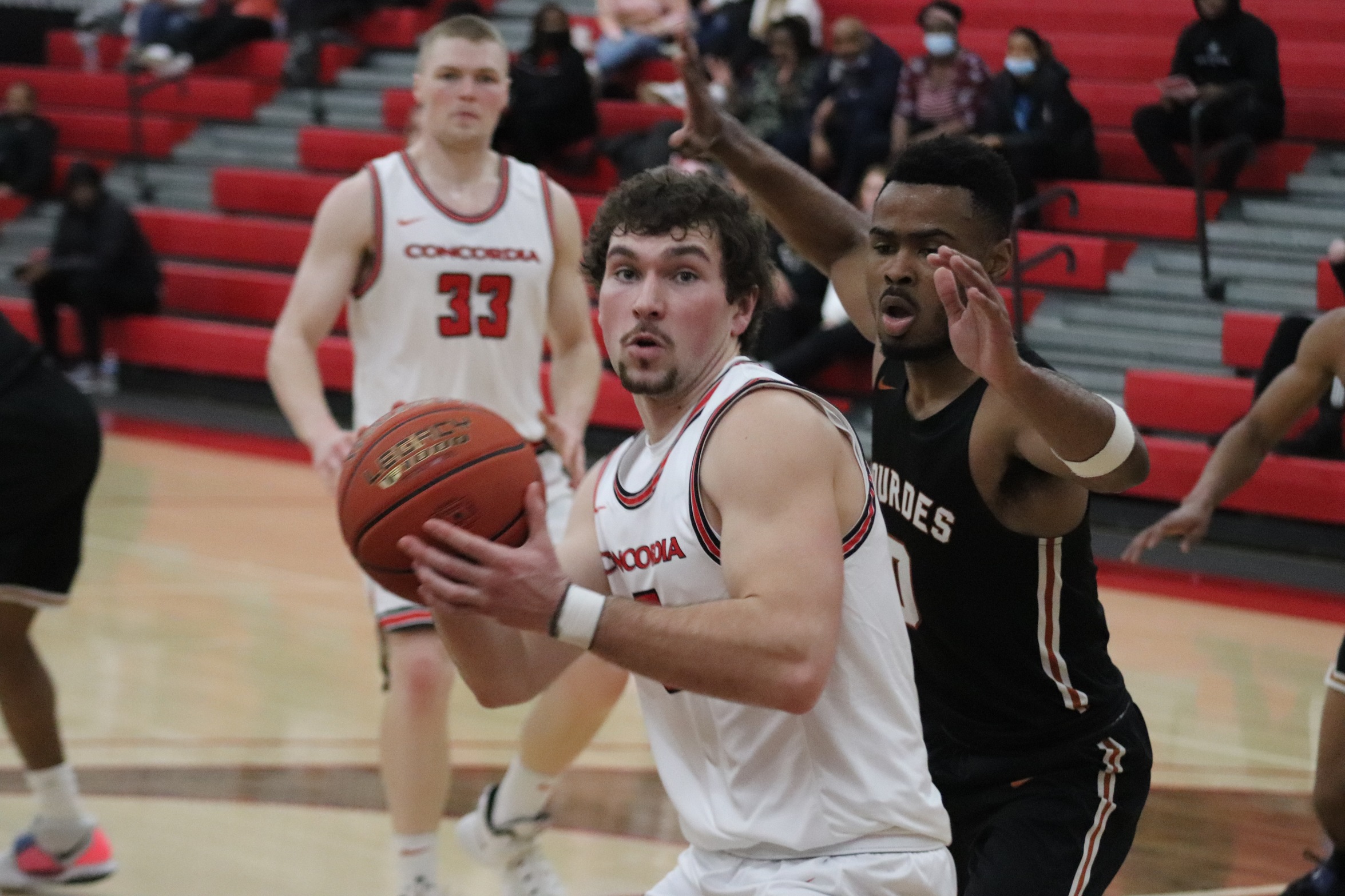 Men's Basketball falls to Lourdes