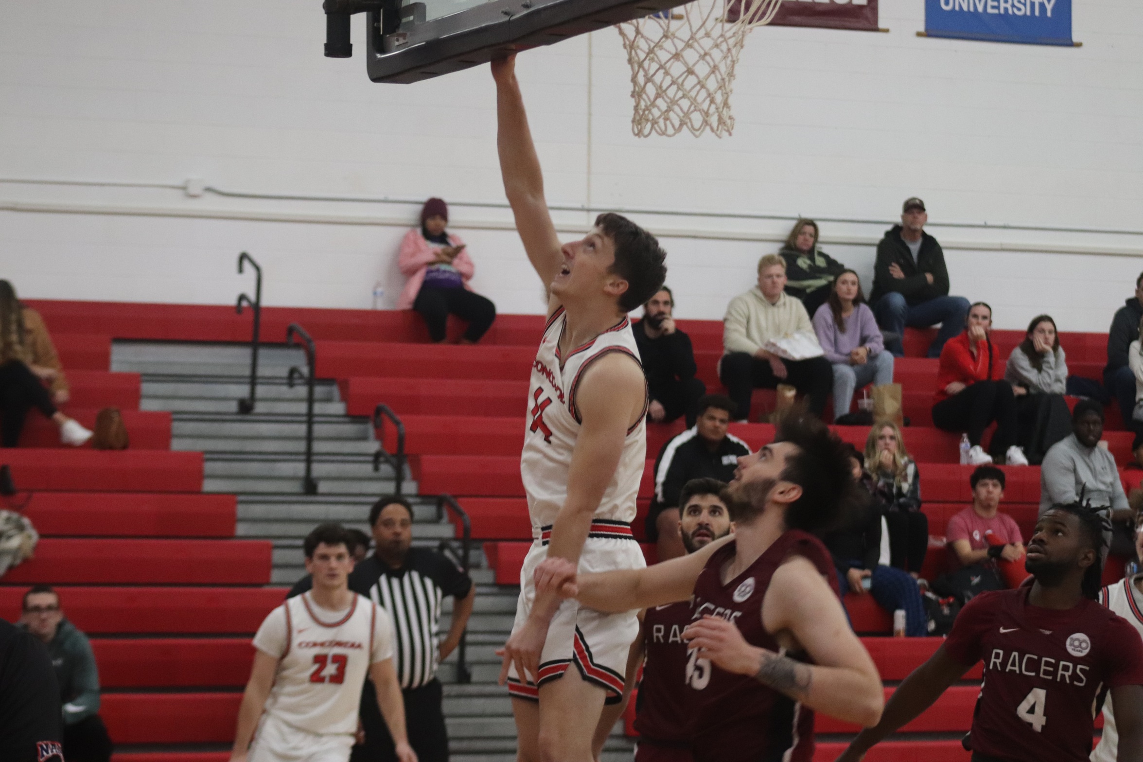 Men's Basketball grinds out 76-72 win over UNOH