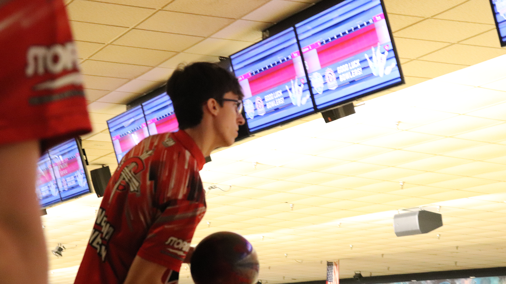 Men's Bowling finishes first in qualifying at the Dirty Bird Classic