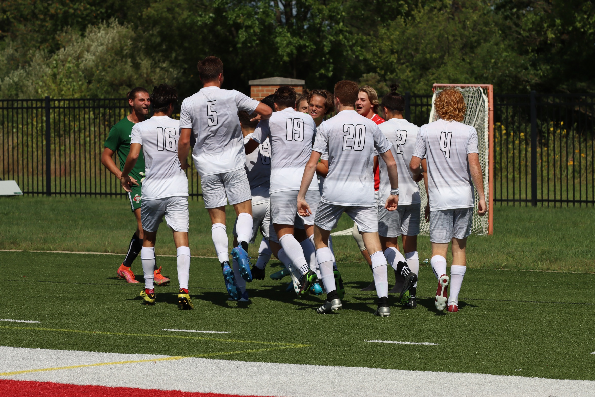 Men's Soccer preps for 2022 season