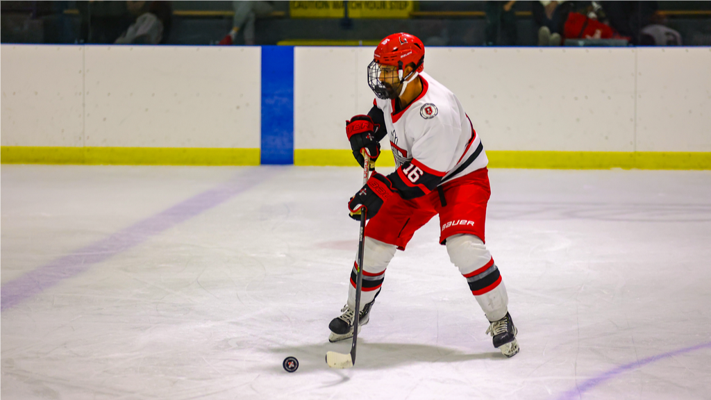 Men's Hockey drops game to Lawrence Tech on Saturday
