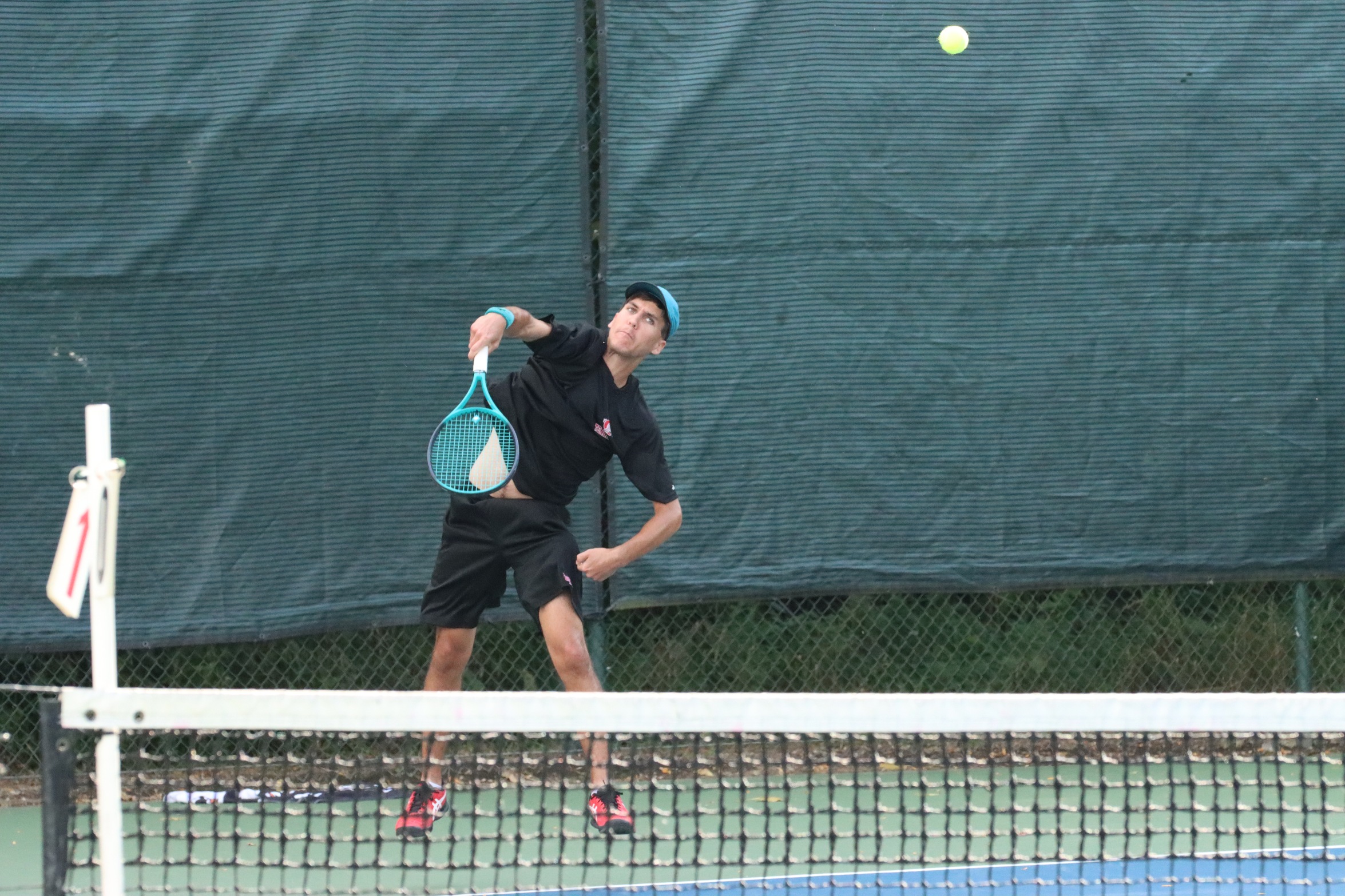 Men's Tennis drops match at Adrian