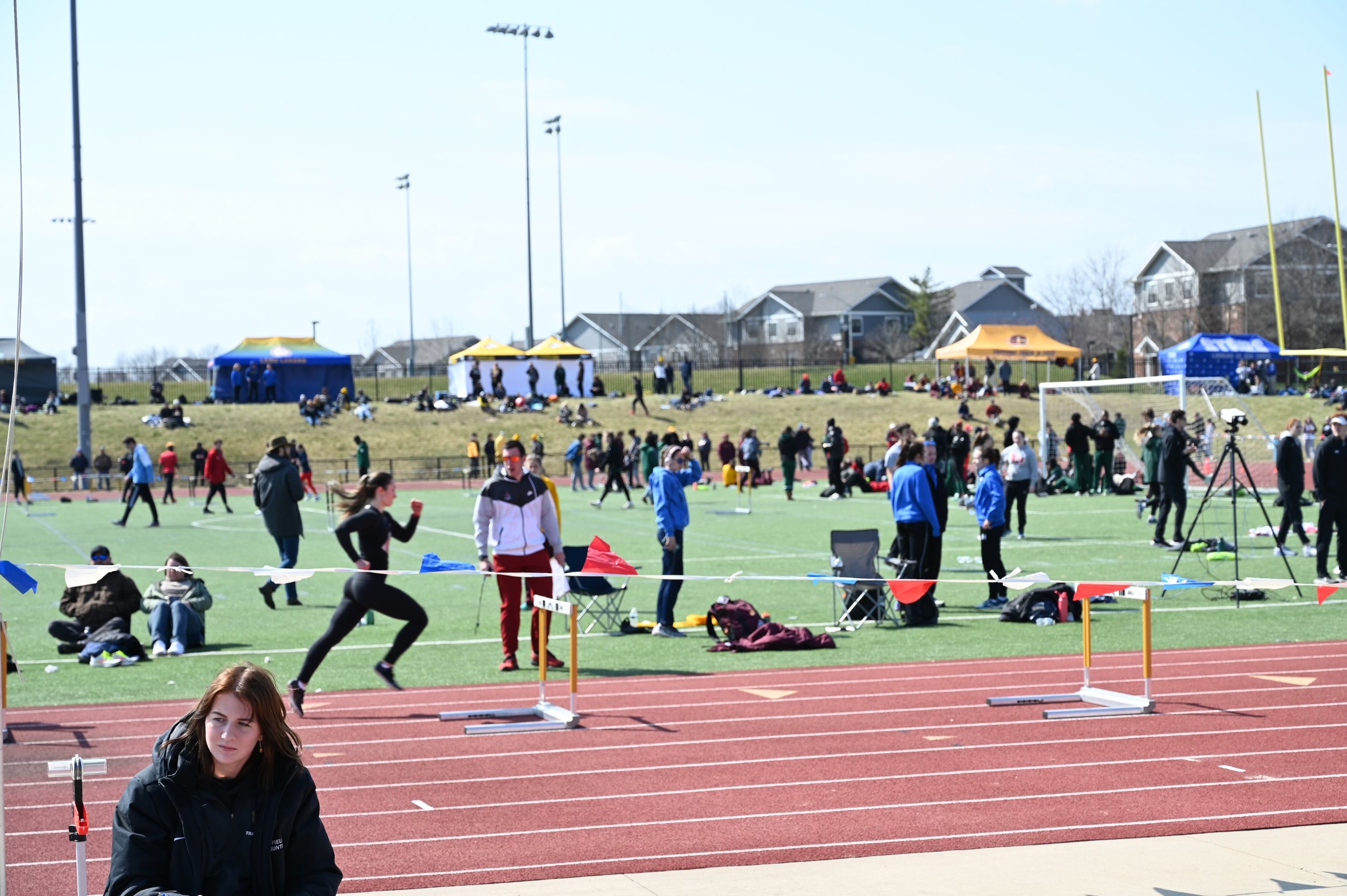 Women's Track & Field set 5 PR's and 2 School Records