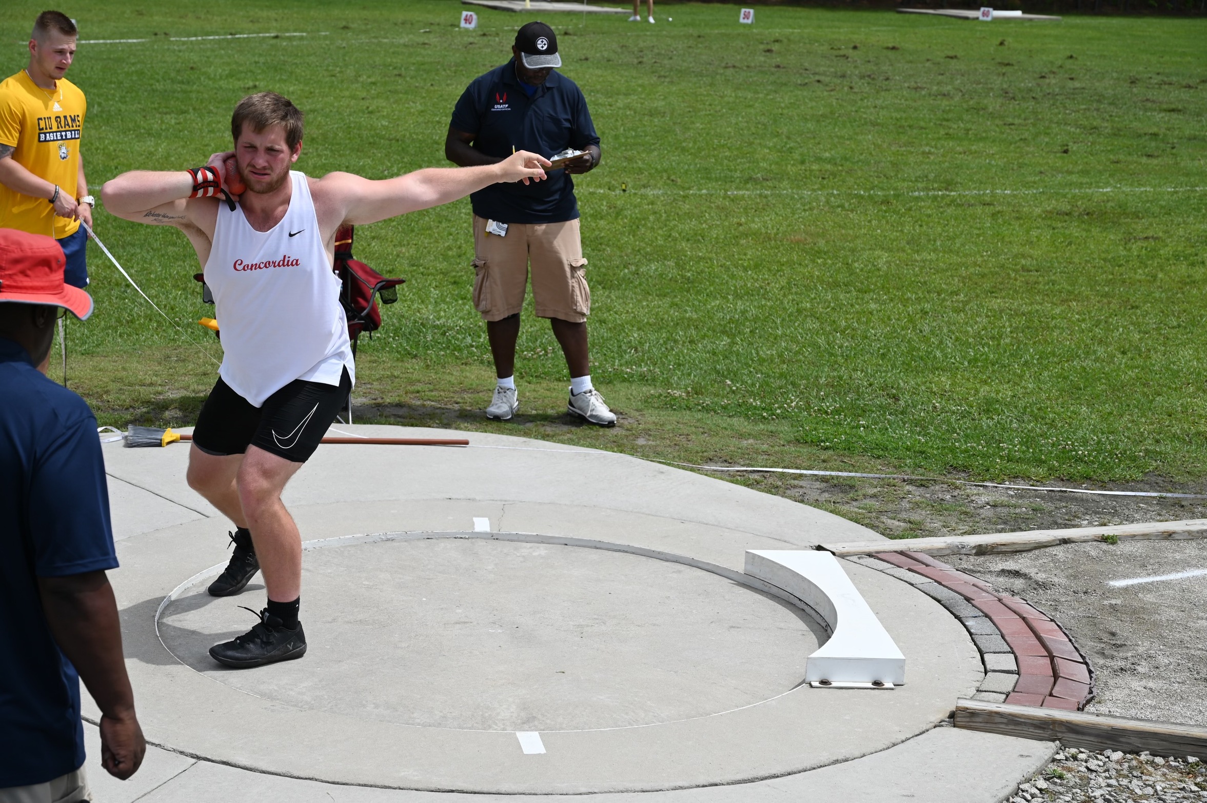 Kolka and Leitzow Qualify for NCCAA Nationals at the Bill Bippes Invitational