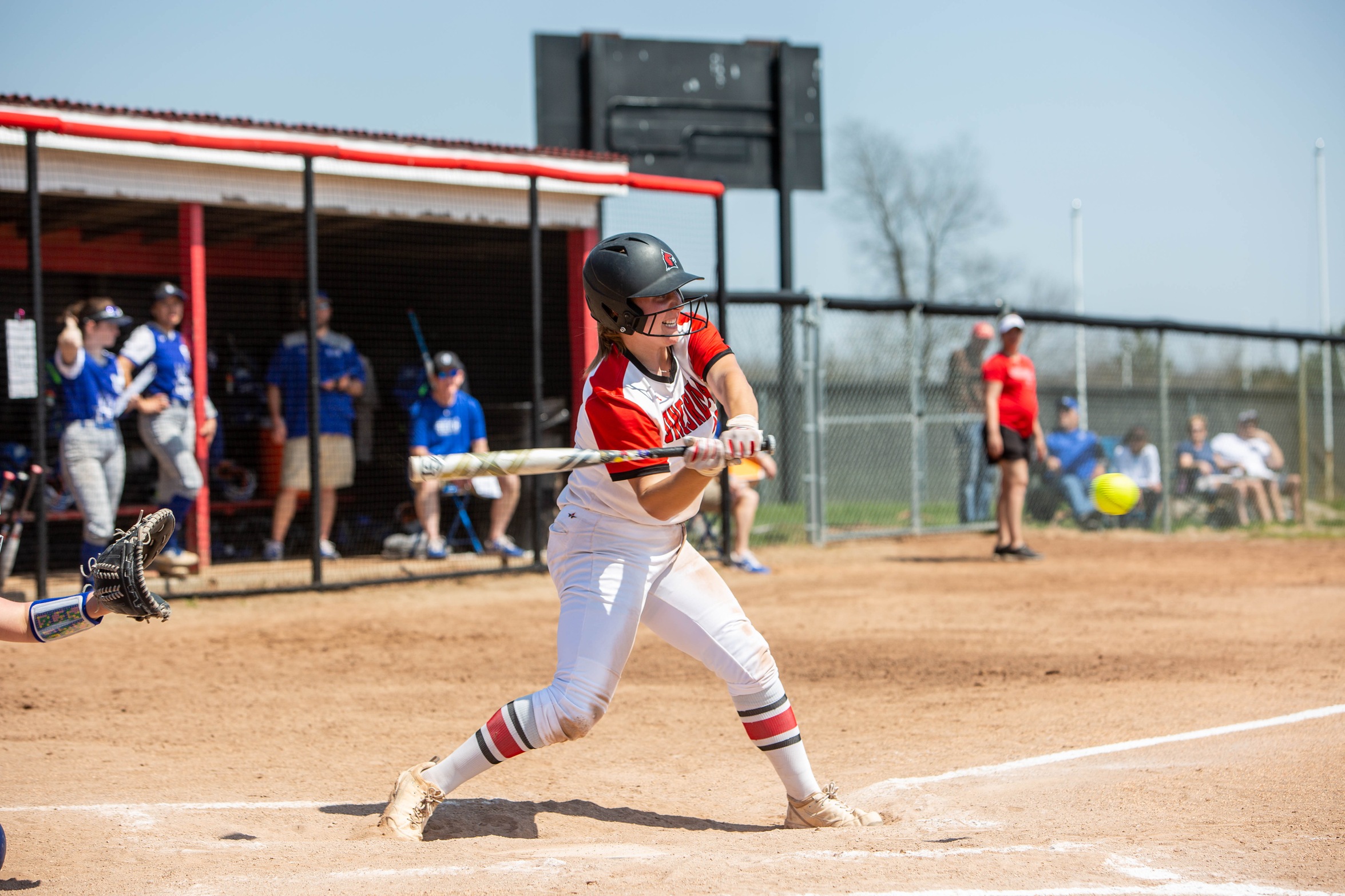 Softball splits the series against Aquinas as they close up regular season play