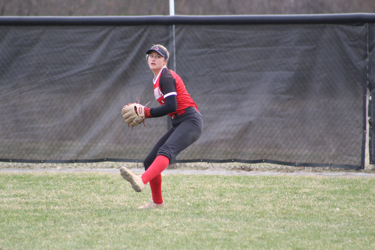 Softball falls at Siena Heights