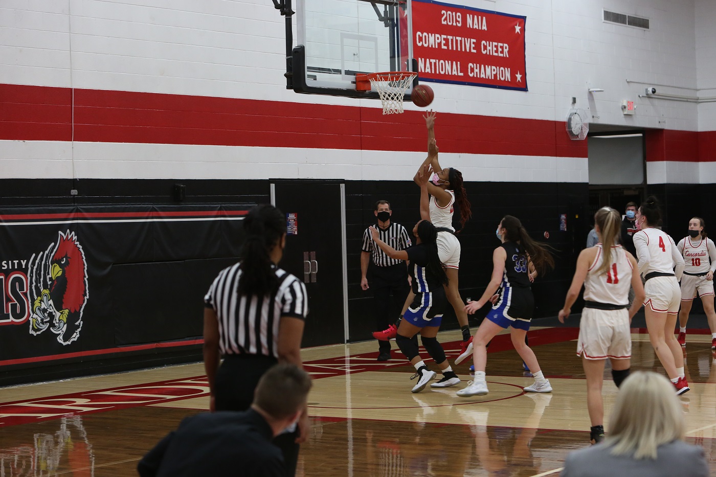 Tris'styn Williams led the Cardinals with 15 points in the win over LTU