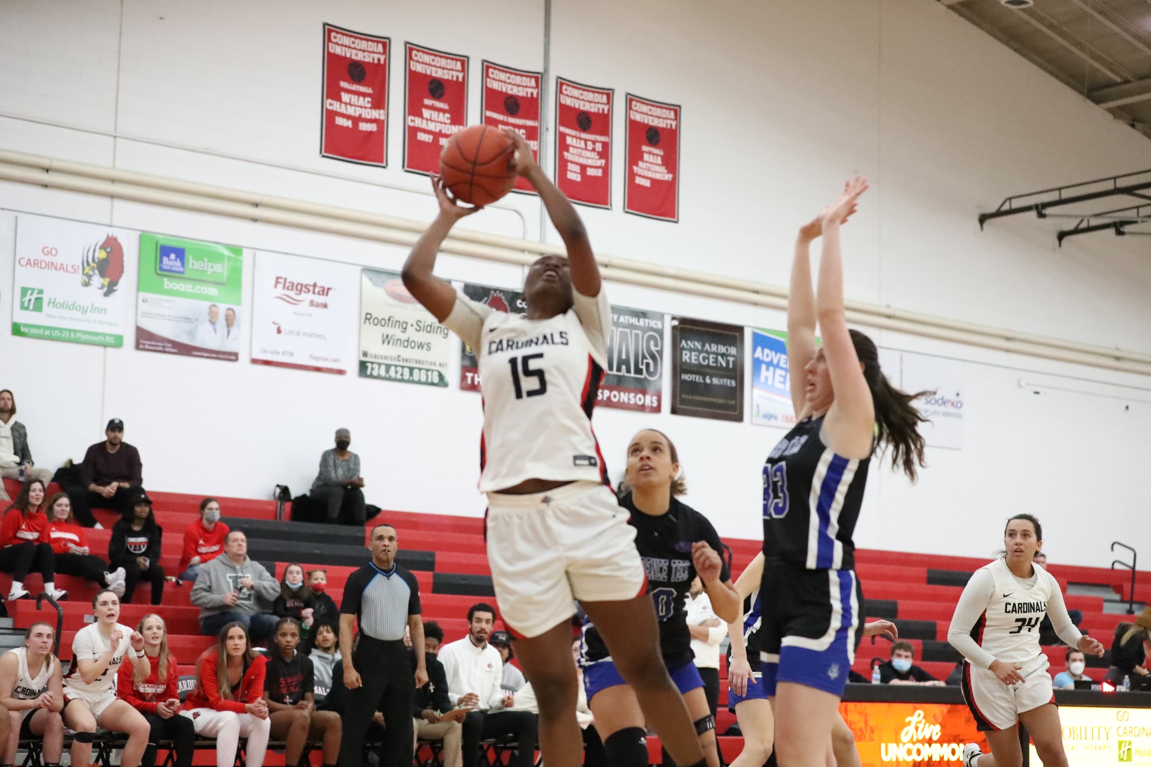 Women's Basketball falls at Siena Heights