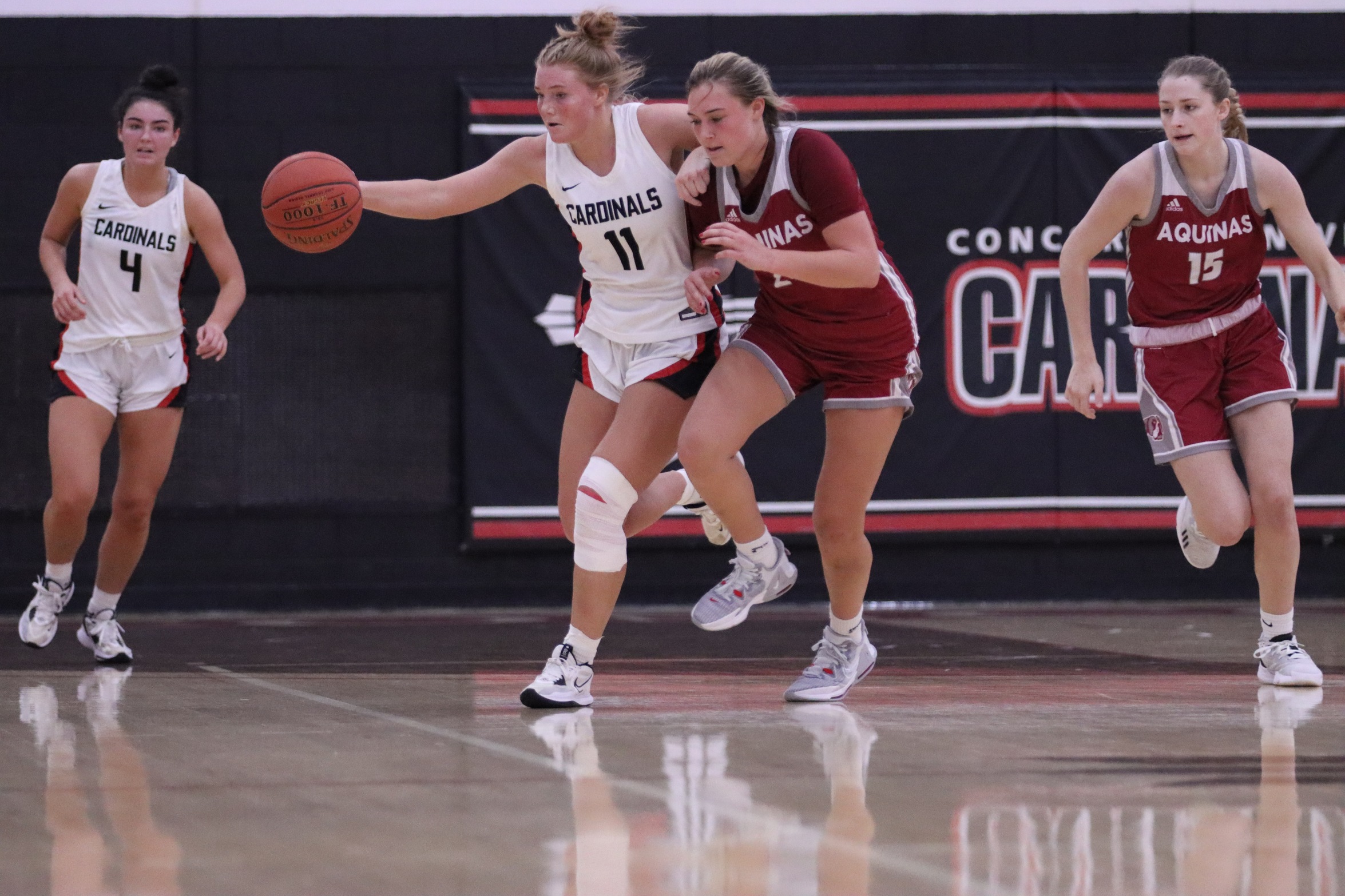 Women's Basketball mounts comeback for 76-73 comeback win over Siena Heights