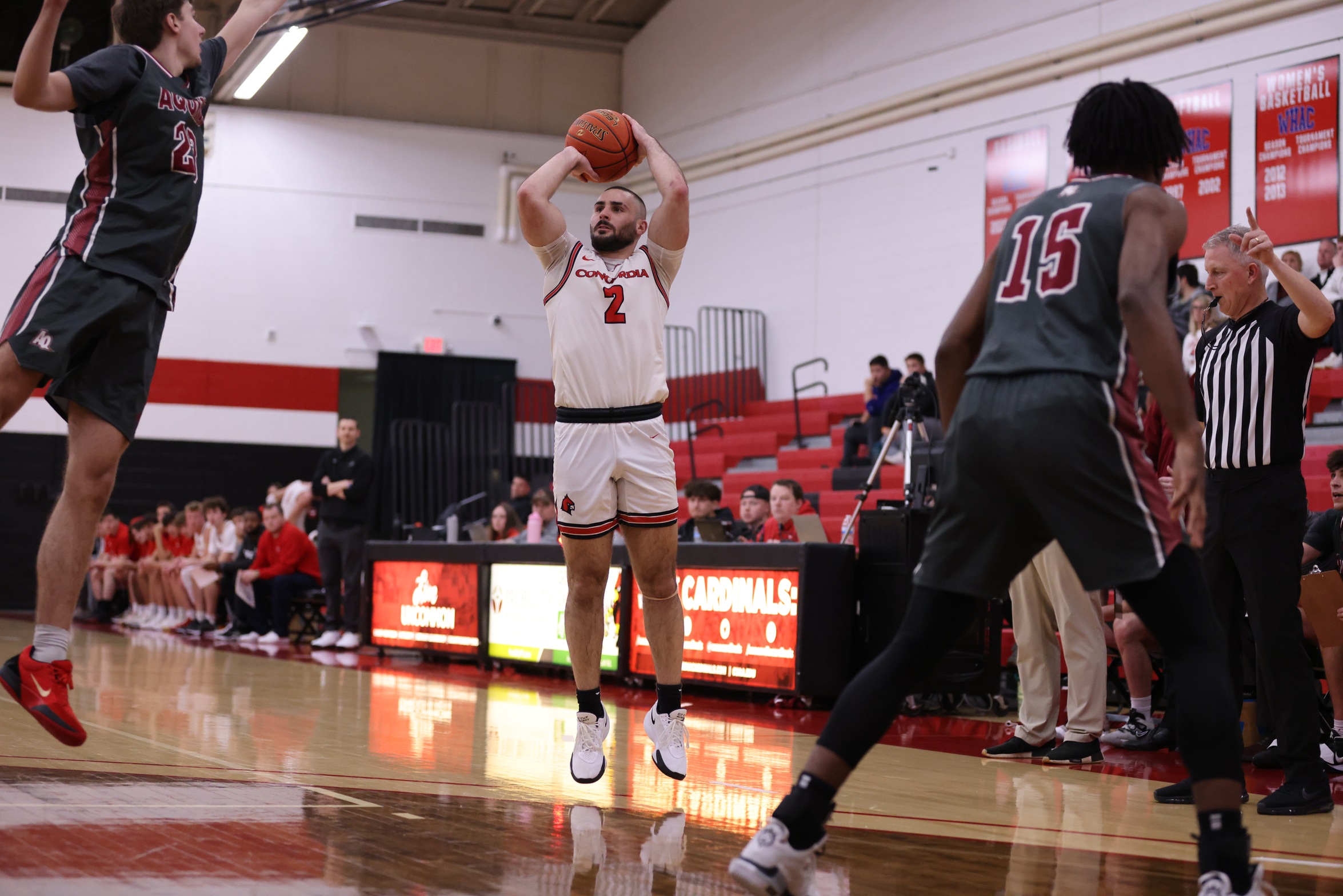Men&rsquo;s Basketball outlasts Saints to secure first WHAC win&nbsp;