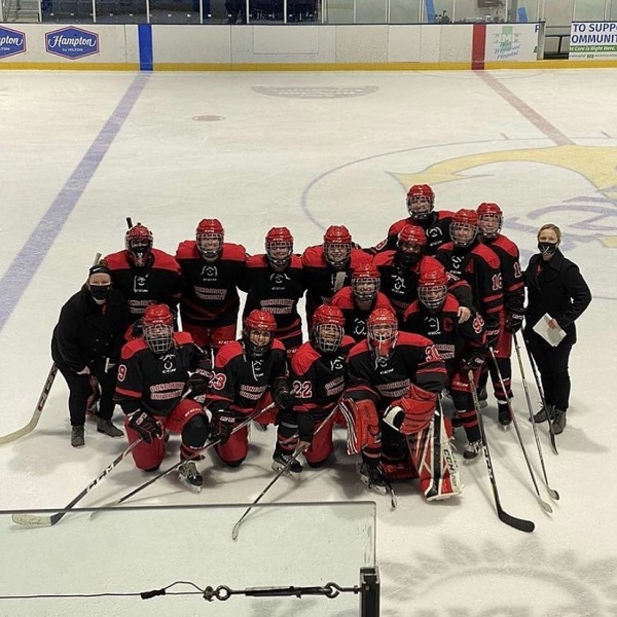 Women's ice hockey sweeps Lake Superior State University for program's first win