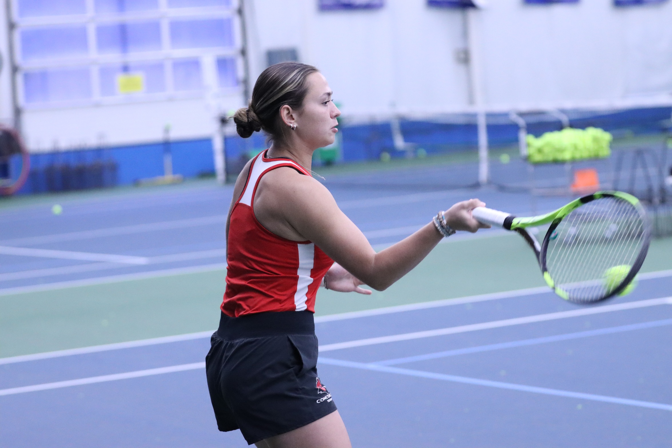 Women's Tennis wins season opener at Olivet