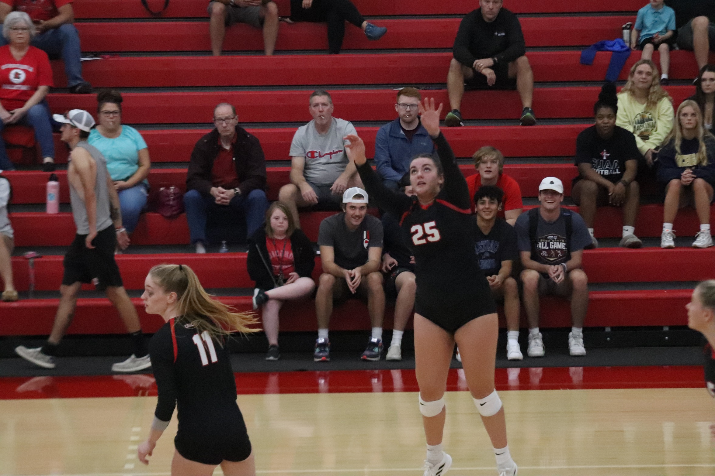 Volleyball splits at Trinity Christian Invite
