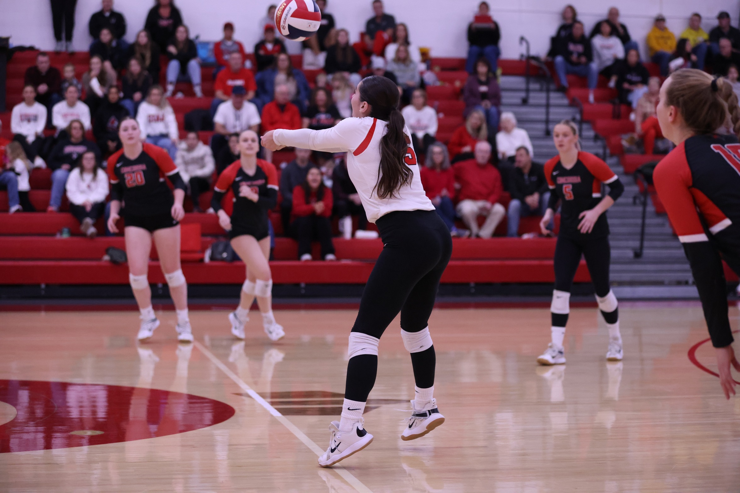 Volleyball upset bid falls short versus Indiana Tech in WHAC Quarterfinal